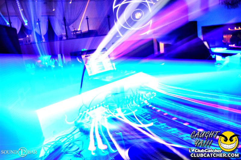 T2 lounge photo 44 - June 6th, 2015