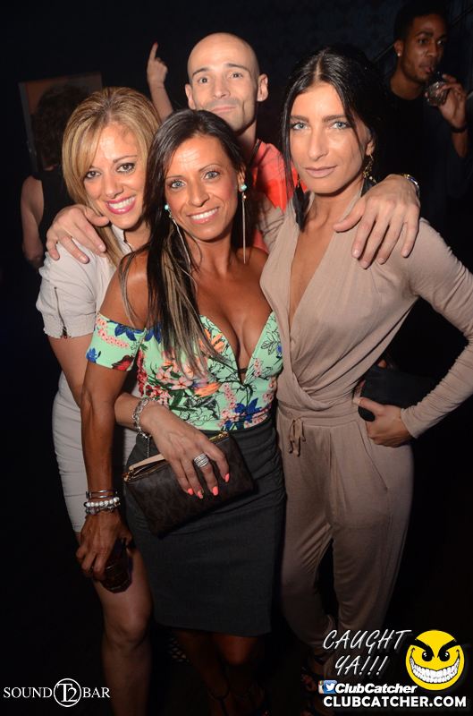 T2 lounge photo 29 - June 12th, 2015