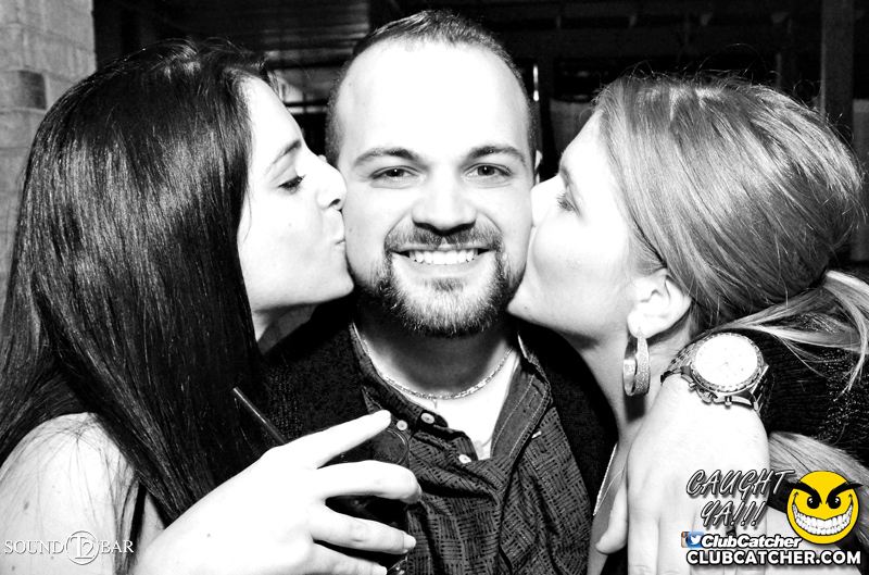 T2 lounge photo 57 - June 13th, 2015