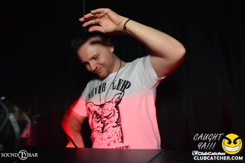 T2 lounge photo 3 - June 18th, 2015