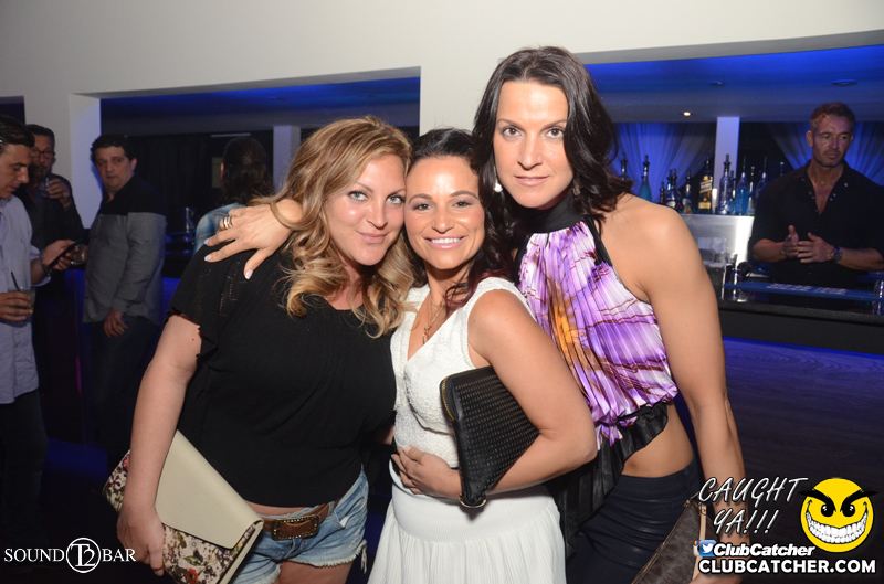 T2 lounge photo 18 - June 20th, 2015