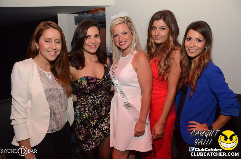 T2 lounge photo 2 - June 27th, 2015