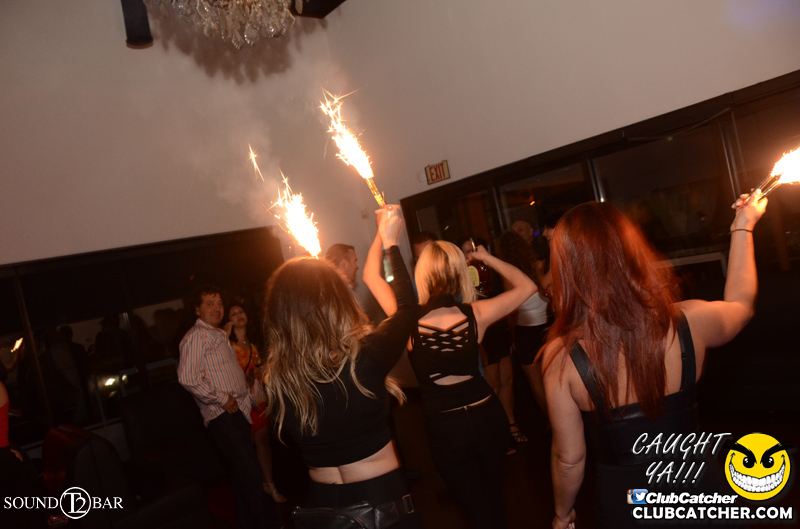 T2 lounge photo 21 - June 27th, 2015