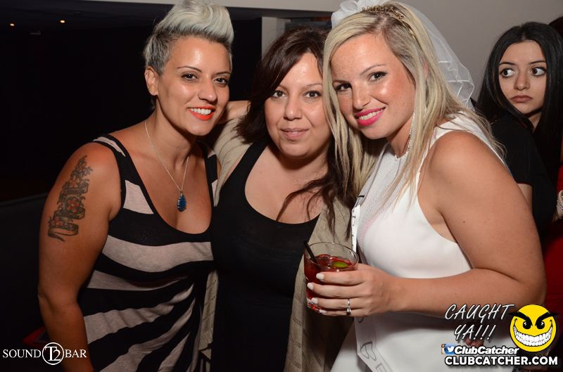 T2 lounge photo 34 - June 27th, 2015