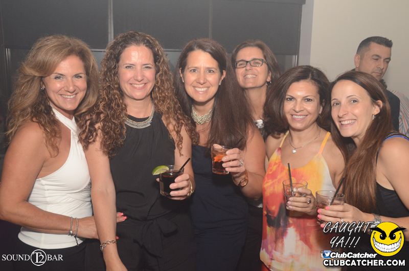 T2 lounge photo 46 - June 27th, 2015