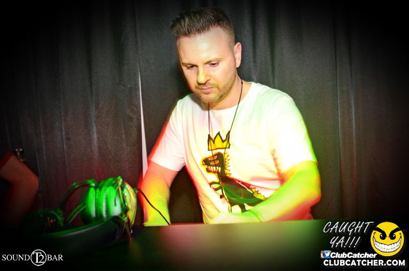 T2 lounge photo 18 - July 2nd, 2015