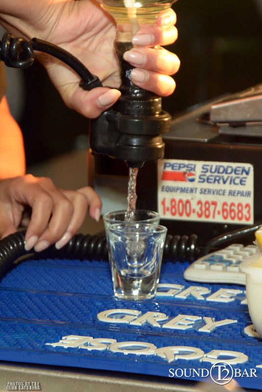 T2 lounge photo 16 - July 4th, 2015