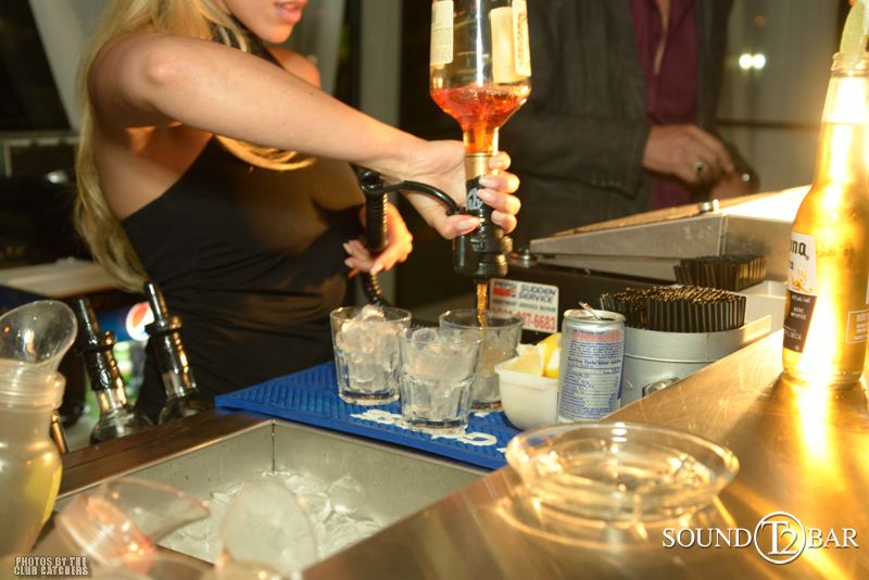 T2 lounge photo 18 - July 4th, 2015