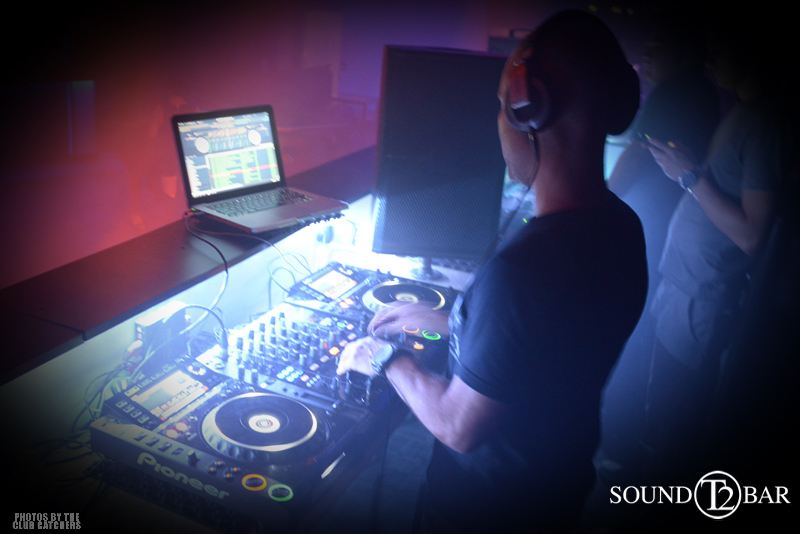 T2 lounge photo 22 - July 4th, 2015