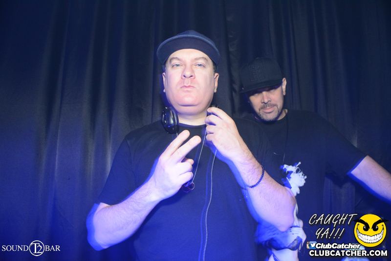 T2 lounge photo 16 - July 9th, 2015