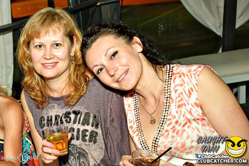 T2 lounge photo 22 - July 11th, 2015