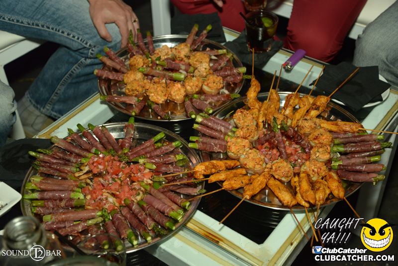 T2 lounge photo 4 - July 11th, 2015