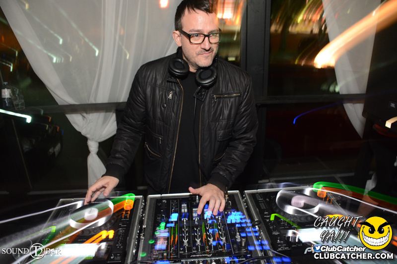 T2 lounge photo 128 - July 16th, 2015