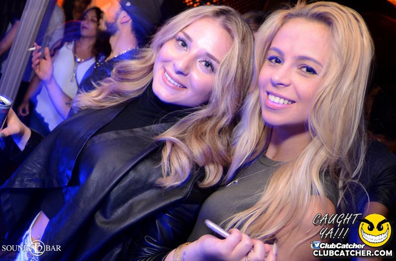 T2 lounge photo 17 - July 23rd, 2015