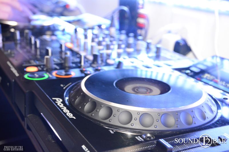 T2 lounge photo 13 - July 25th, 2015