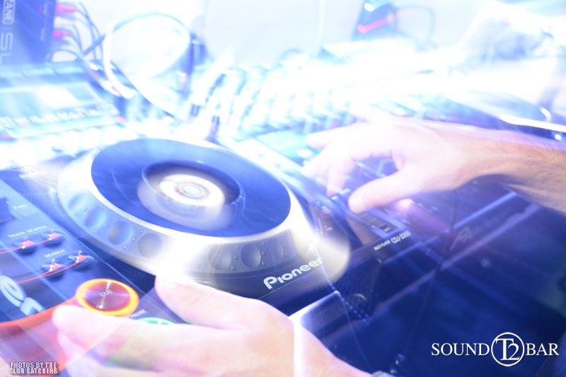 T2 lounge photo 27 - July 25th, 2015