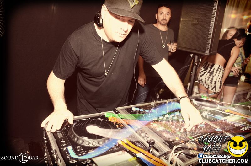 T2 lounge photo 34 - July 30th, 2015