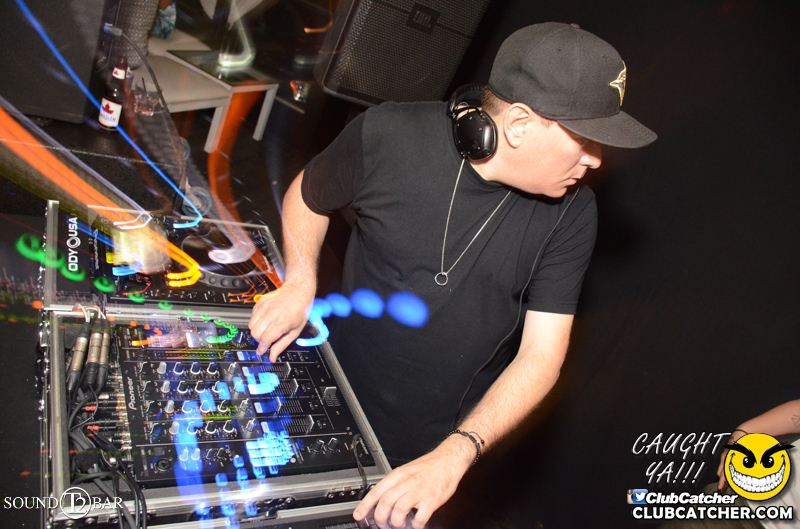 T2 lounge photo 89 - July 30th, 2015