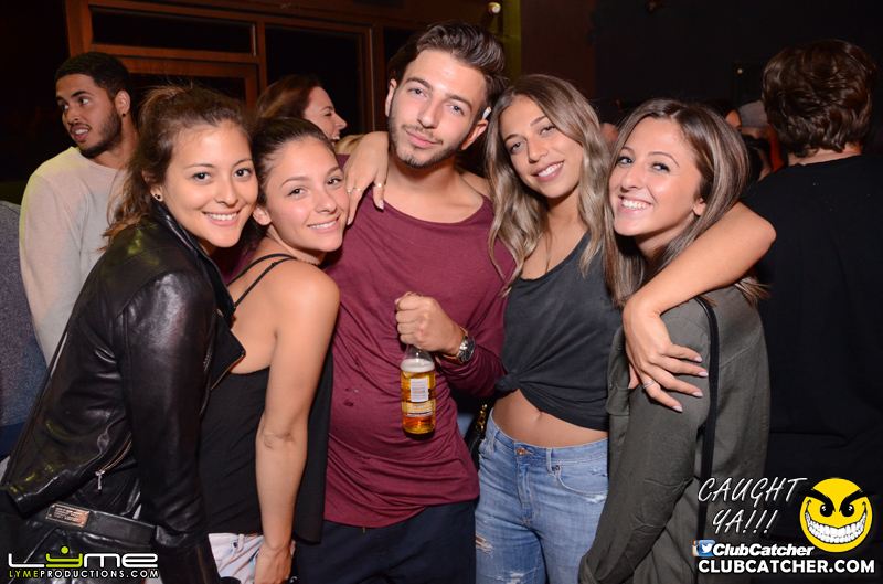 Avenue nightclub photo 18 - August 27th, 2015