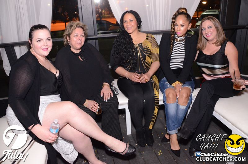 Talay lounge photo 158 - October 11th, 2015