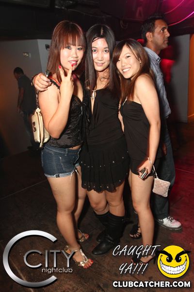 City nightclub photo 130 - November 26th, 2011