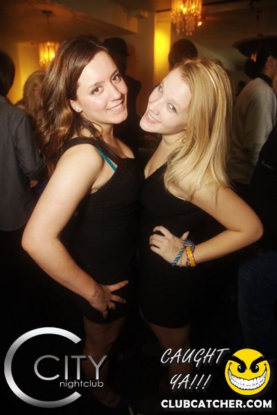 City nightclub photo 323 - December 31st, 2011