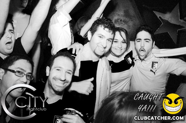 City nightclub photo 335 - June 13th, 2012