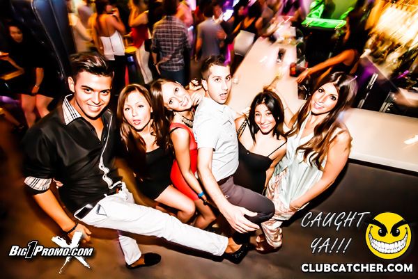 Studio lounge photo 117 - June 8th, 2013