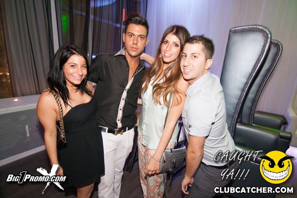 Studio lounge photo 142 - June 8th, 2013