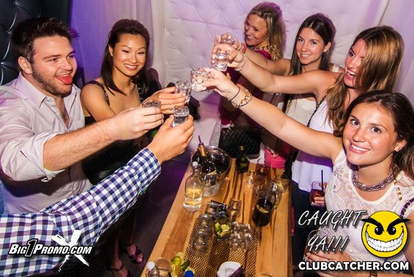 Studio lounge photo 53 - June 8th, 2013