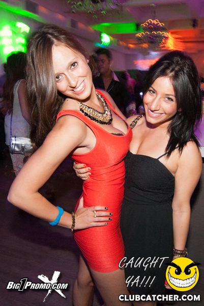 Studio lounge photo 93 - June 8th, 2013