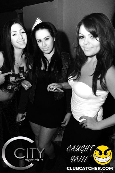 City nightclub photo 584 - December 19th, 2012