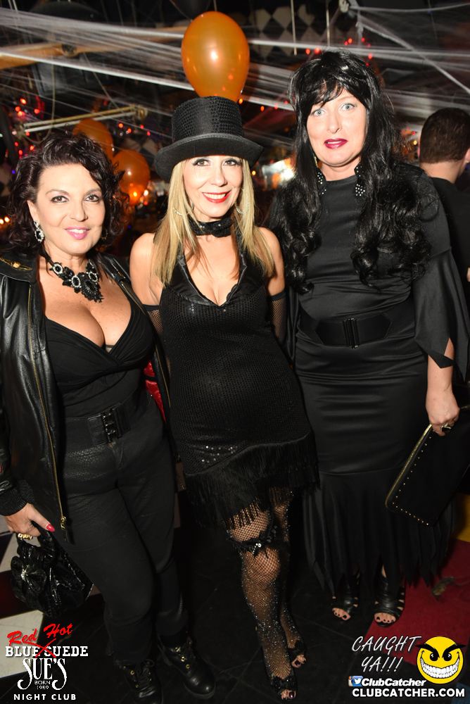 Blue Suede Sues nightclub photo 162 - October 28th, 2016