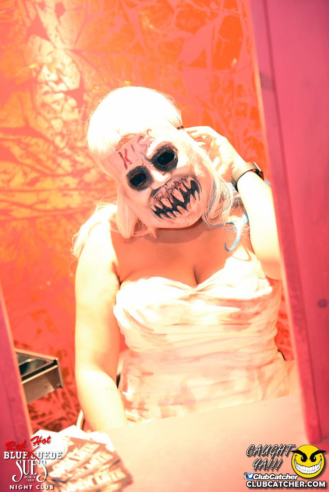 Blue Suede Sues nightclub photo 191 - October 29th, 2016