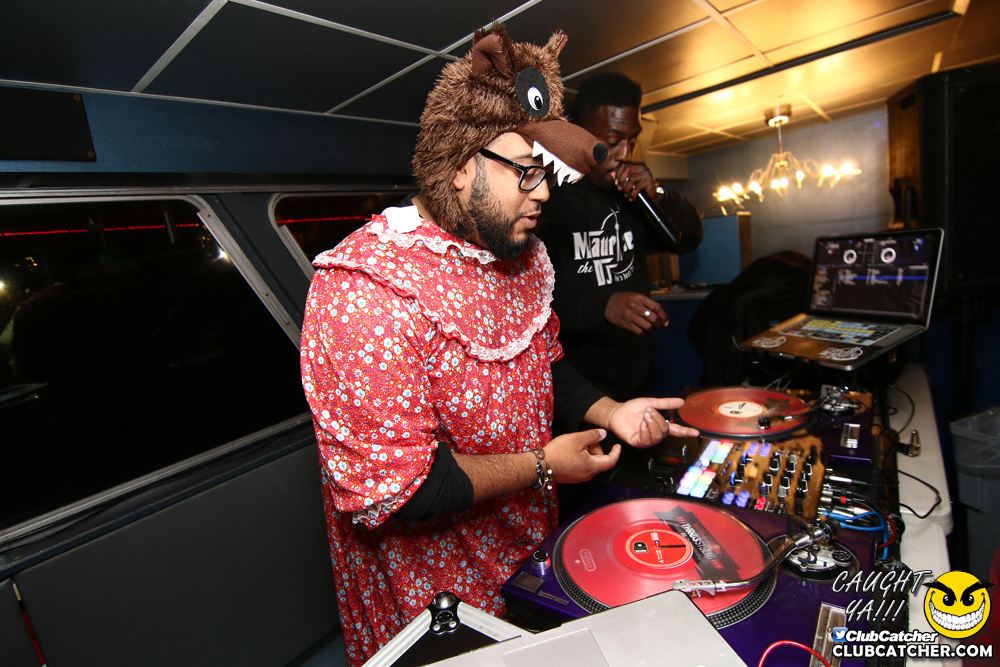 Empress Of Canada party venue photo 18 - October 28th, 2016