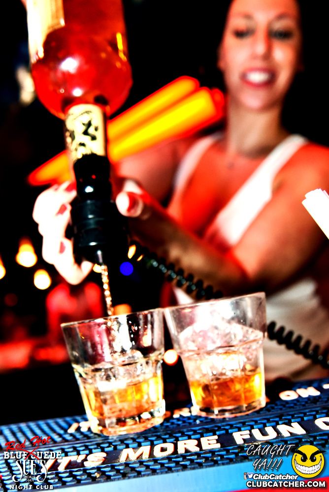 Blue Suede Sues nightclub photo 160 - November 5th, 2016