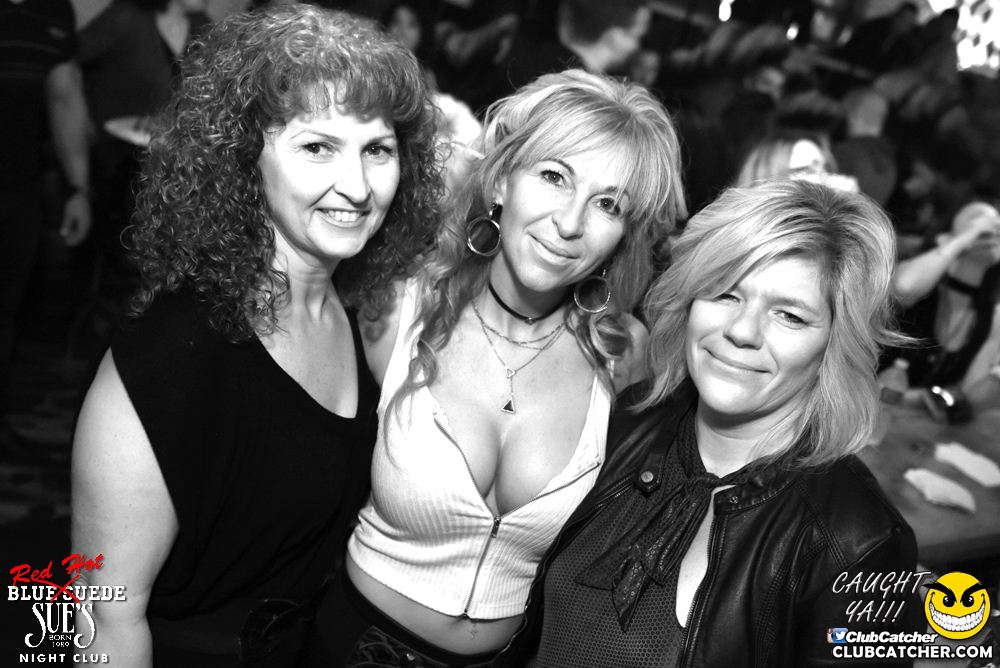 Blue Suede Sues nightclub photo 211 - November 12th, 2016