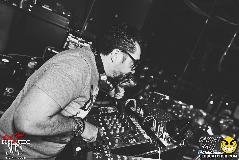 Blue Suede Sues nightclub photo 113 - November 25th, 2016