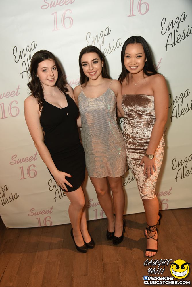 Enzas Sweet 16 festival photo 6 - January 8th, 2017