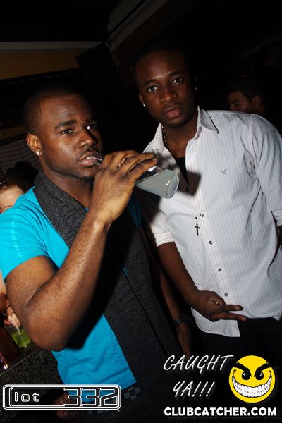 Lot332 nightclub photo 117 - December 25th, 2010