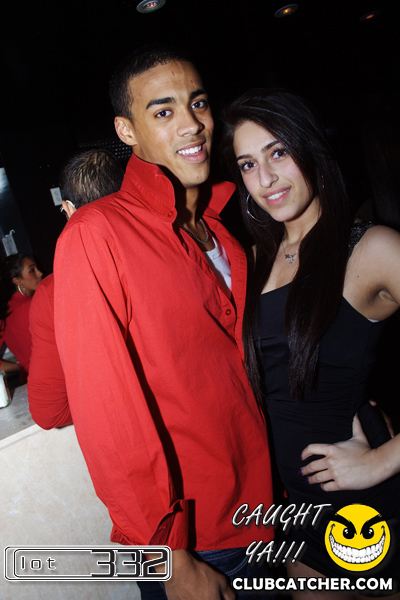 Lot332 nightclub photo 120 - December 25th, 2010