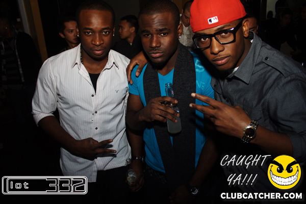 Lot332 nightclub photo 146 - December 25th, 2010