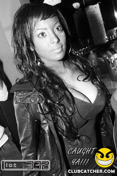 Lot332 nightclub photo 16 - December 25th, 2010