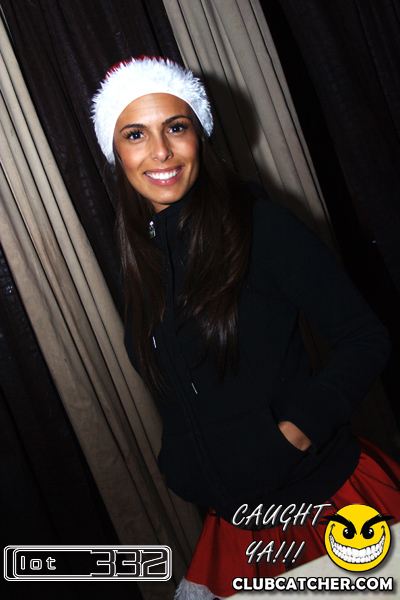 Lot332 nightclub photo 17 - December 25th, 2010