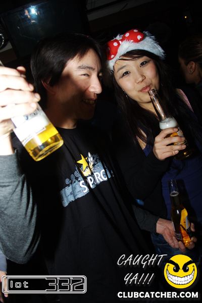 Lot332 nightclub photo 164 - December 25th, 2010