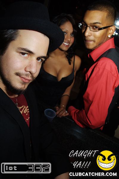 Lot332 nightclub photo 170 - December 25th, 2010