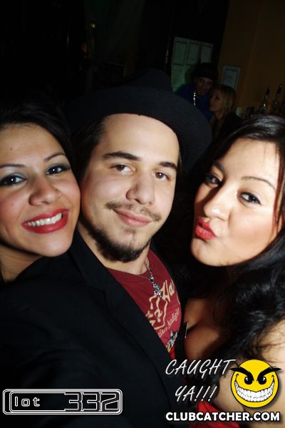 Lot332 nightclub photo 191 - December 25th, 2010