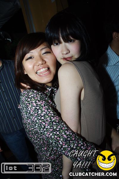 Lot332 nightclub photo 5 - December 25th, 2010