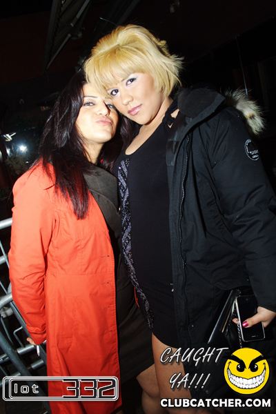 Lot332 nightclub photo 66 - December 25th, 2010