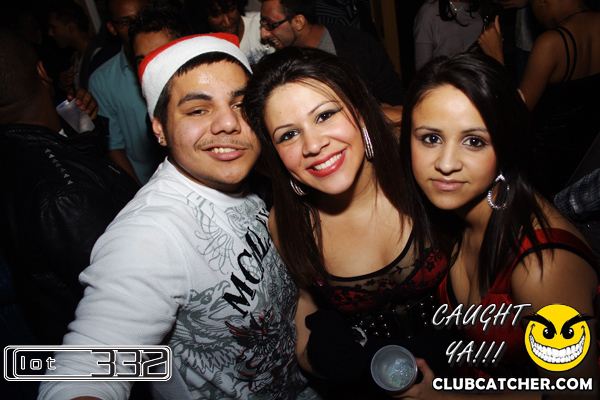 Lot332 nightclub photo 72 - December 25th, 2010